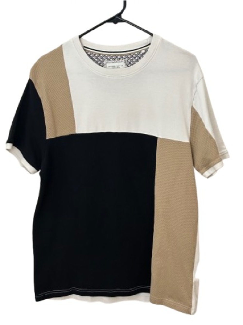 Denim & Flower Colorblock Short Sleeve Tee - Black, White & Tan Mens Size L.